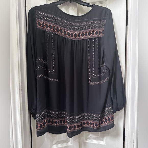 Cool Comfortable Tunic - Picture 2 of 3